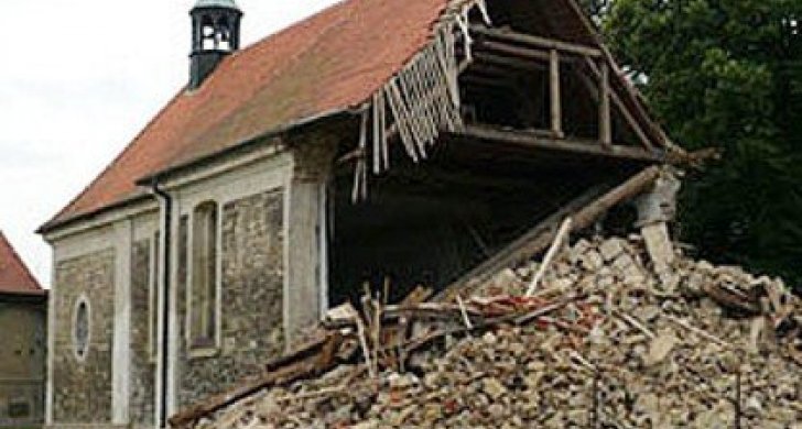 lenesice-kostel.jpg